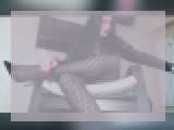 Why not cam2cam with KinkyDoc: Nails