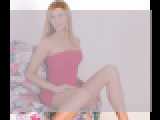 Webcam chat profile for JustLaFemme: Strip-tease