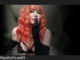 View MystischLea69 profile in Glamour Girls category