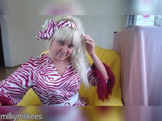 Visit milkymilkees profile