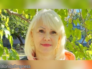 View BlondeEmpress profile in Long Term or Marriage category