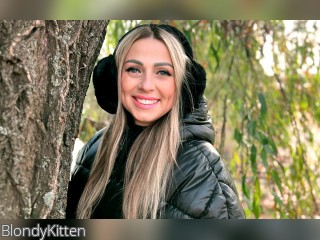 View BlondyKitten profile in Make New Friends category