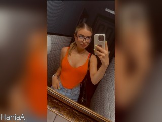 Visit HaniaA profile