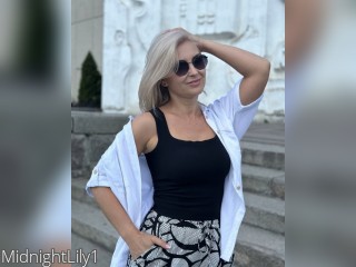 Visit MidnightLily1 profile