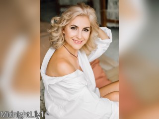 Visit MidnightLily1 profile