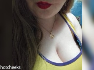 Visit hotcheeks profile