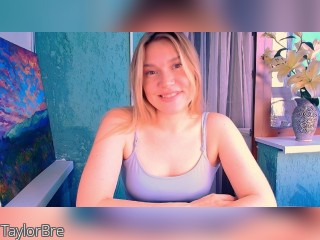 View TaylorBre profile in Strip HiLo category