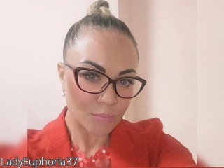 Visit LadyEuphoria37 profile