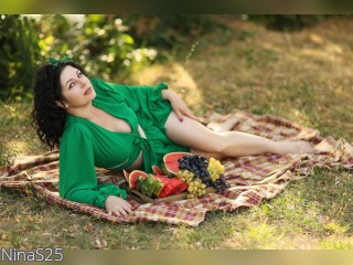 Visit ninas25 profile