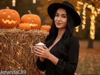 Visit AmandaC89 profile