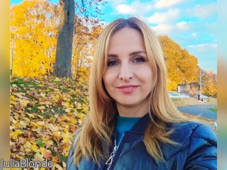 Visit JuliaBlonde profile