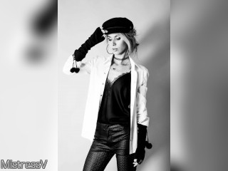 Visit MistressV profile