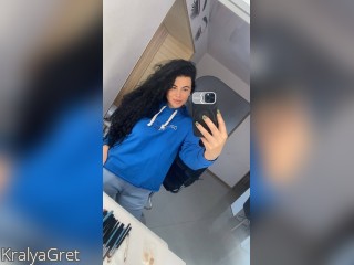 Visit KralyaGret profile