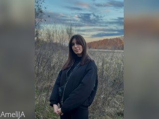 View AmeliJA profile in Make New Friends category