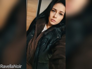 View RavellaNoir profile in Make New Friends category