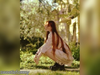 Visit sweetiefoxxxy profile