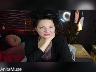 View AnitaMuse profile in Strip HiLo category