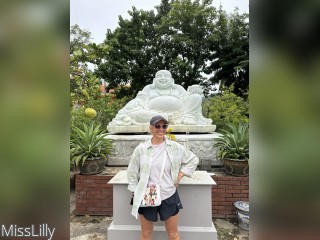 Visit MissLilly profile