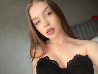 View AriaLyn profile in Make New Friends category