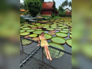 Visit DreamyEva profile