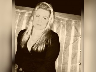 Visit CrystalVibe11 profile