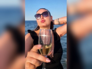 Visit Rosmira profile