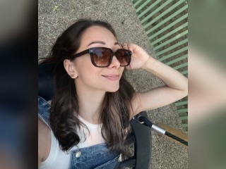 Visit Clarisse profile