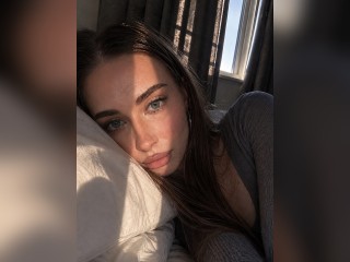 Visit Alinaaa profile