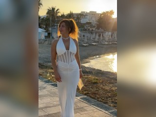 Visit VelvetFox404 profile
