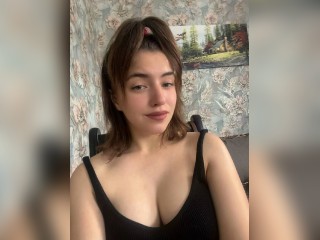 Visit babygirl111 profile