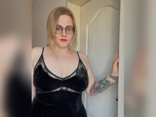 Visit RiriWannabe profile