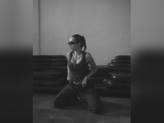 Visit MissVanessa profile