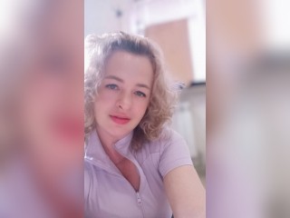 Visit LanaBlossom profile