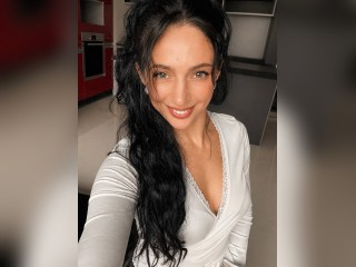 Visit Feniksa profile