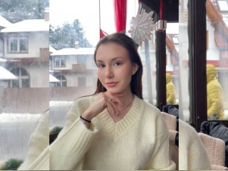 Visit Alwaysyouremily profile