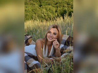 View LunaFlinn profile in Girls - A Little Shy category