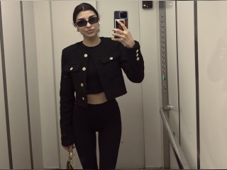 Visit Charlotte888 profile