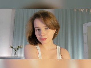 View GabiAddams profile in Glamour Girls category