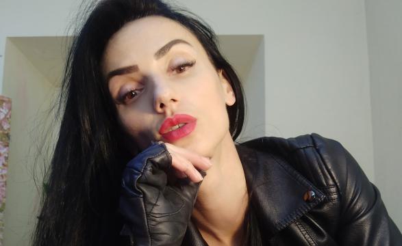 Adult webcam chat with StrongSexyLady: Slaves