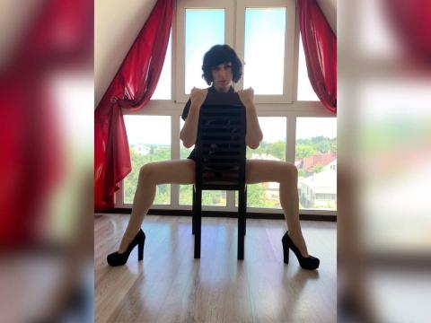 Find your cam match with YanaSweet999: Lingerie & stockings