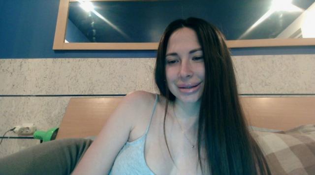 Find your cam match with 000Alino4ka93: Conversation