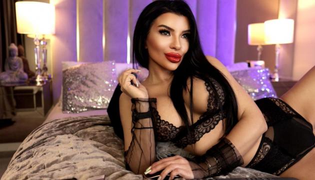 Find your cam match with MistressElenia: Squirting