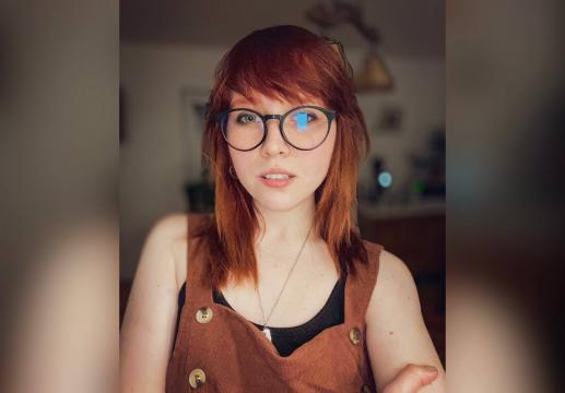 Adult chat with PlayfulF0x: Armpits