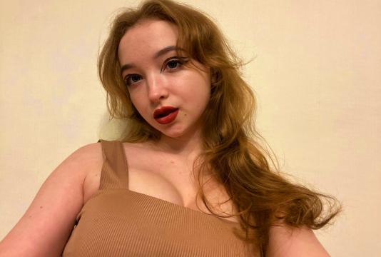 Adult webcam chat with TheOnlyOne444: Lipstick