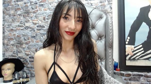 Why not cam2cam with SarahLeguizamo: BDSM