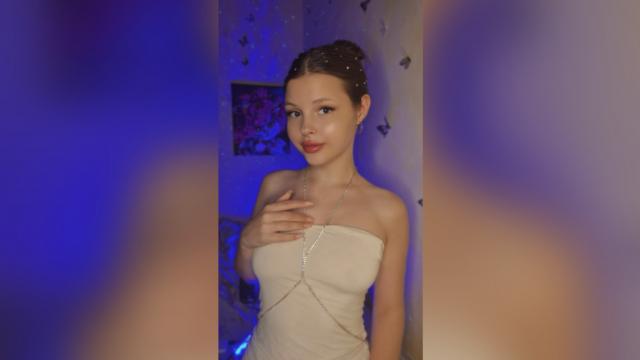 Connect with webcam model 0000JuicyPeach: Ask about my other interests
