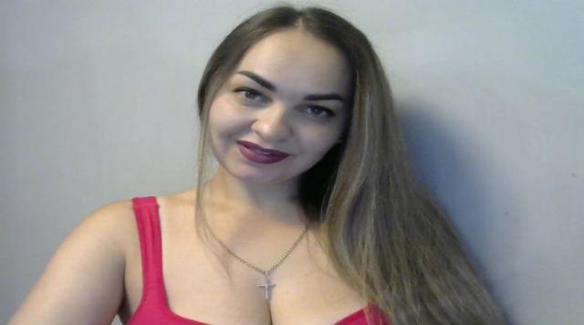 Find your cam match with 00Darina00: Cooking