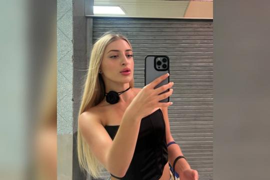 Watch cammodel Sweet1Blonde: Outfits