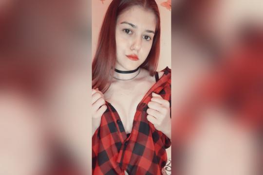 Adult chat with 0001MissDee: Ask about my other activities