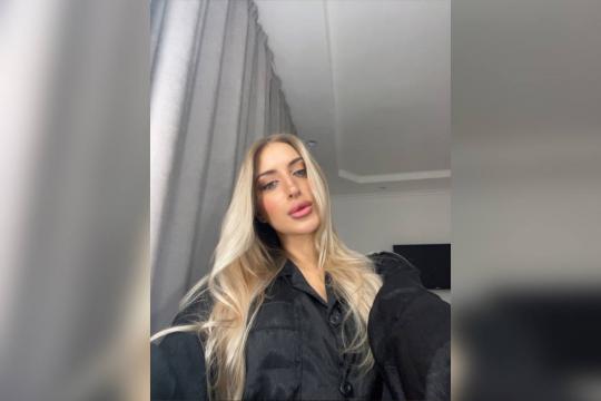 Connect with webcam model Sweet1Blonde: Fitness